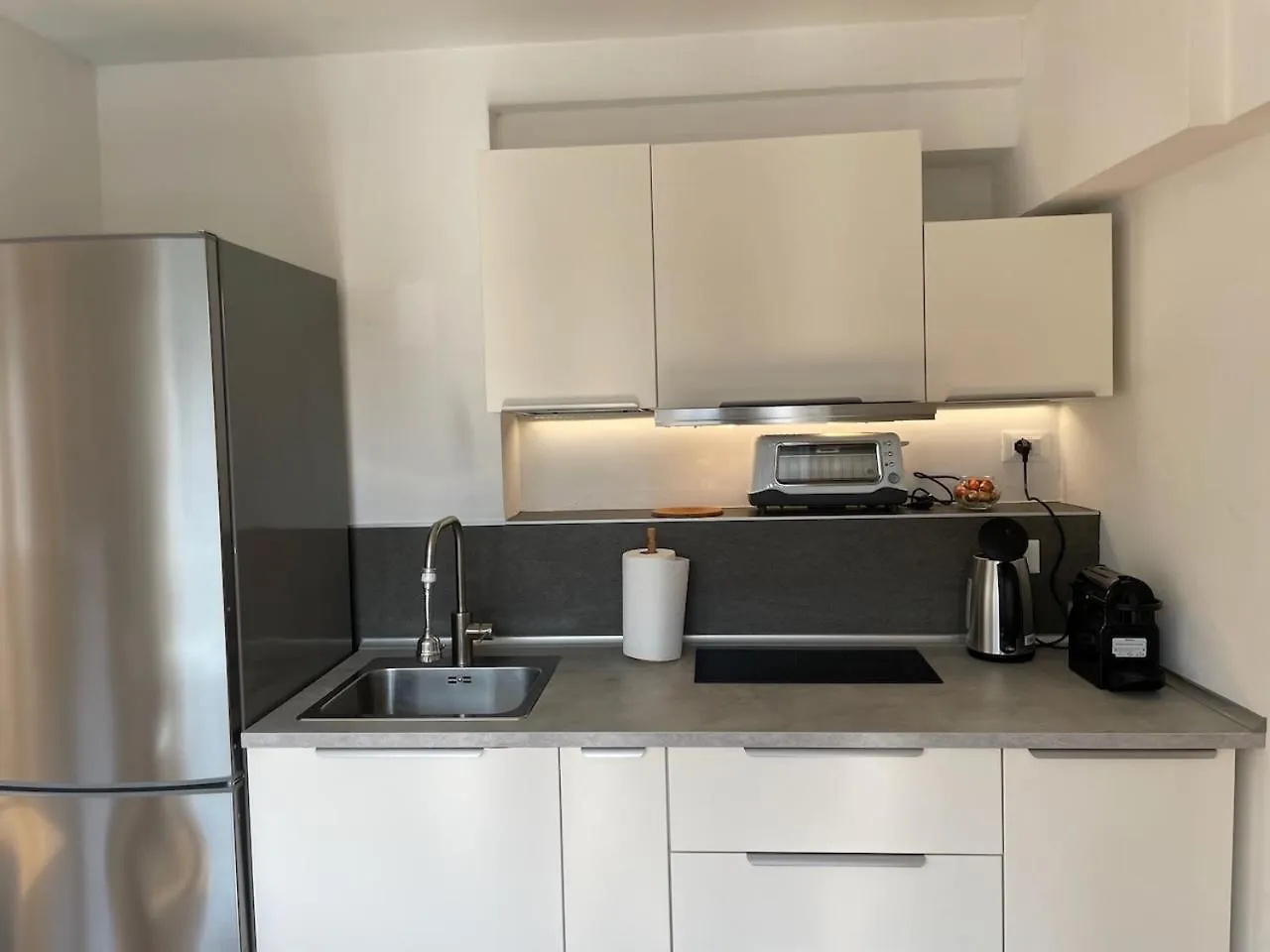 Arienti Penthouse Entire Apartment Top Floor Bologna 0*,  Italien