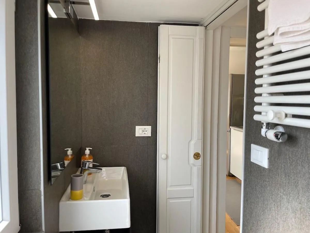 Arienti Penthouse Entire Apartment Top Floor Bologna