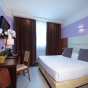 4* Hotell My One